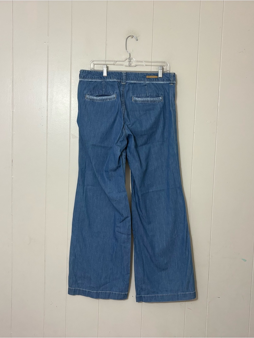 Pilcro Anthropologie Wide Leg Chambray Jeans Patch Pocket Blue Size 10 - Picture 7 of 11
